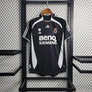 Camisa Retrô Real Madrid 06/07 - Two Guest Edition