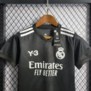 Kit Infantil Real Madrid 22/23 - Black Edition