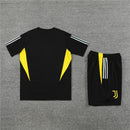 Kit Treino Juventus - Black Yellow Edition