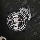 Camisa Real Madrid 23/24 - Black Goalkeeper Edition