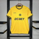 Camisa Wolverhampton Wanderers 24/25 - Home Edition