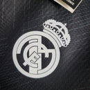 Kit Infantil Real Madrid 22/23 - Black Edition