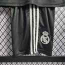 Kit Infantil Real Madrid 22/23 - Black Edition