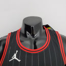 Regata Chicago Bulls - 75th Black Edition